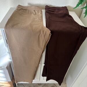 Two pairs of Alfred Dunner Pants Petite 12
Tan and Brown